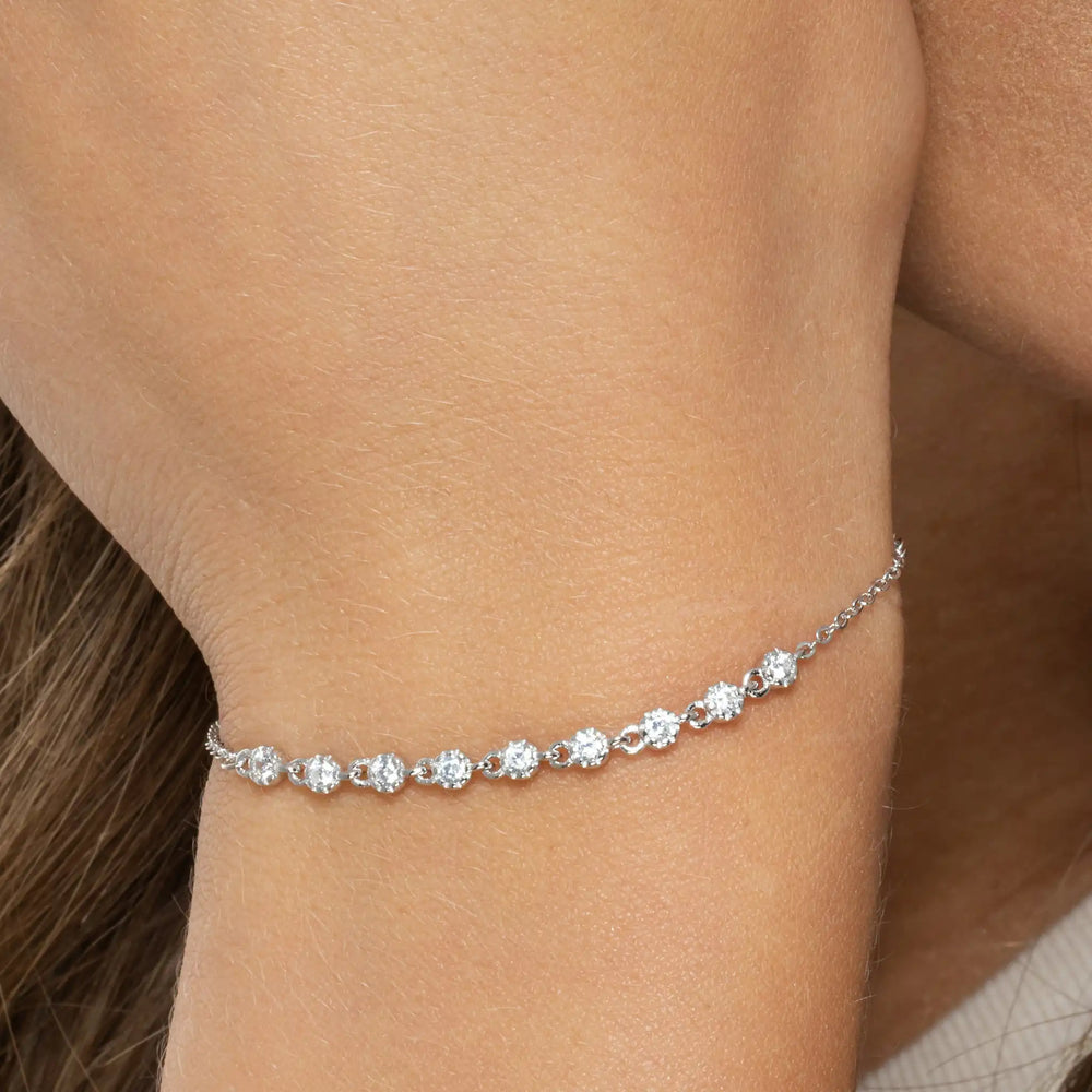 SREBRNA NARUKVICA SIMONE