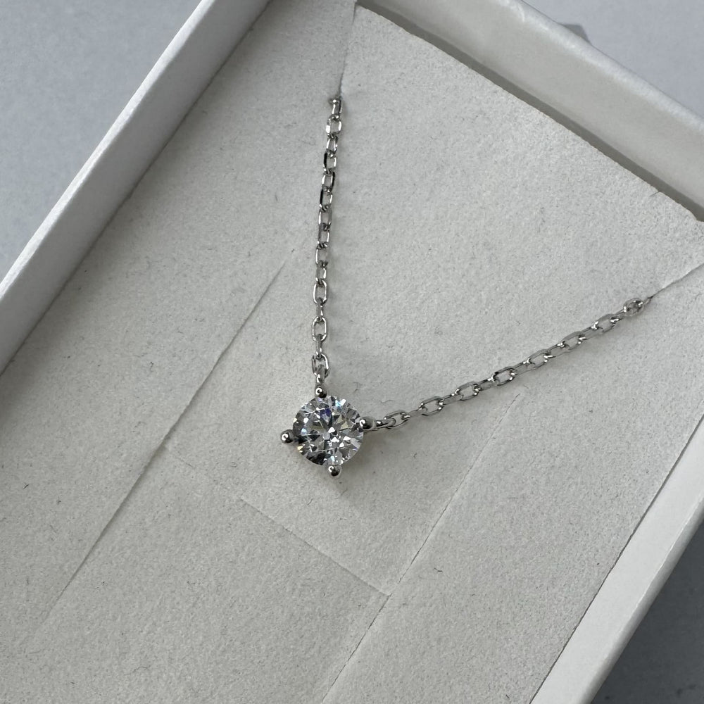 SREBRNA OGRLICA LIORA