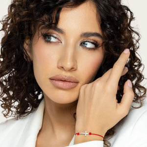 SREBRNA NARUKVICA RED THREAD CROSS